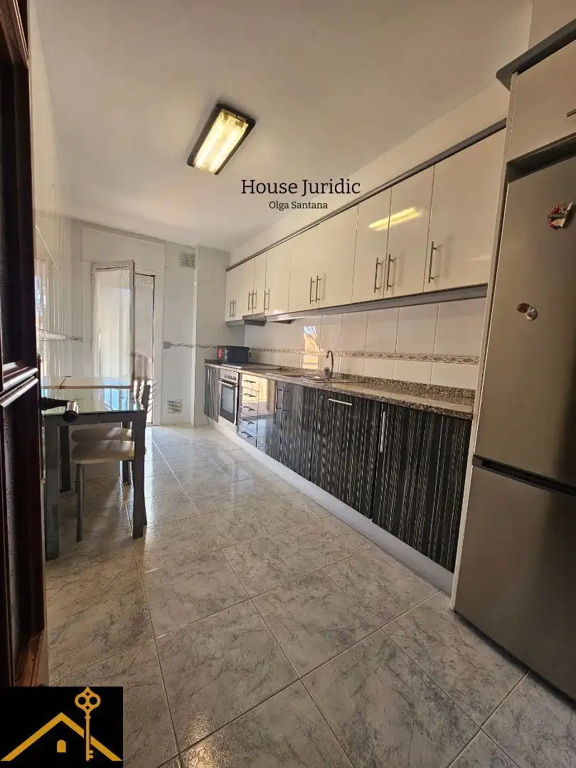 Cocina de Piso en venta en Mataró con Calefacción