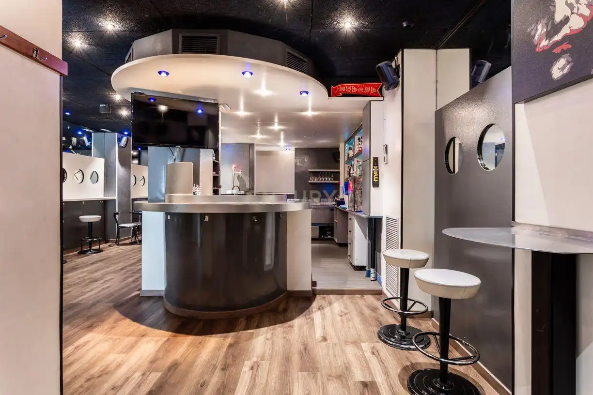 Local comercial en venta en Carrer de Jacint Verdaguer, 36, bajos 3, Sant Joan Despí, Spain, imagen 22