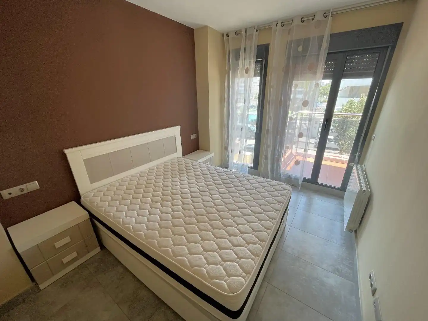 Habitación de Apartamento en venta en Alicante / Alacant con Aire acondicionado, Calefacción y Jardín privado