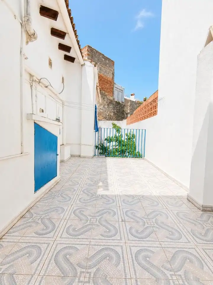 Terrassa de Casa o xalet en venda en Oliva amb Jardí privat, Terrassa i Traster
