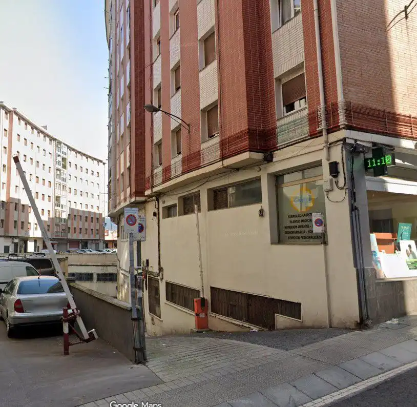 Außenansicht von Garage zum Verkauf in Bilbao 
