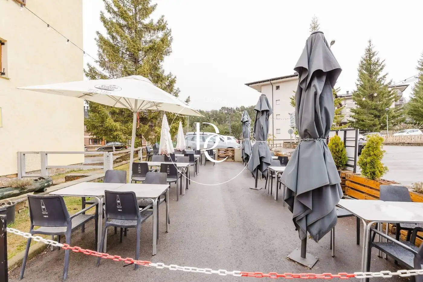 Terraza de Local en venta en Alp