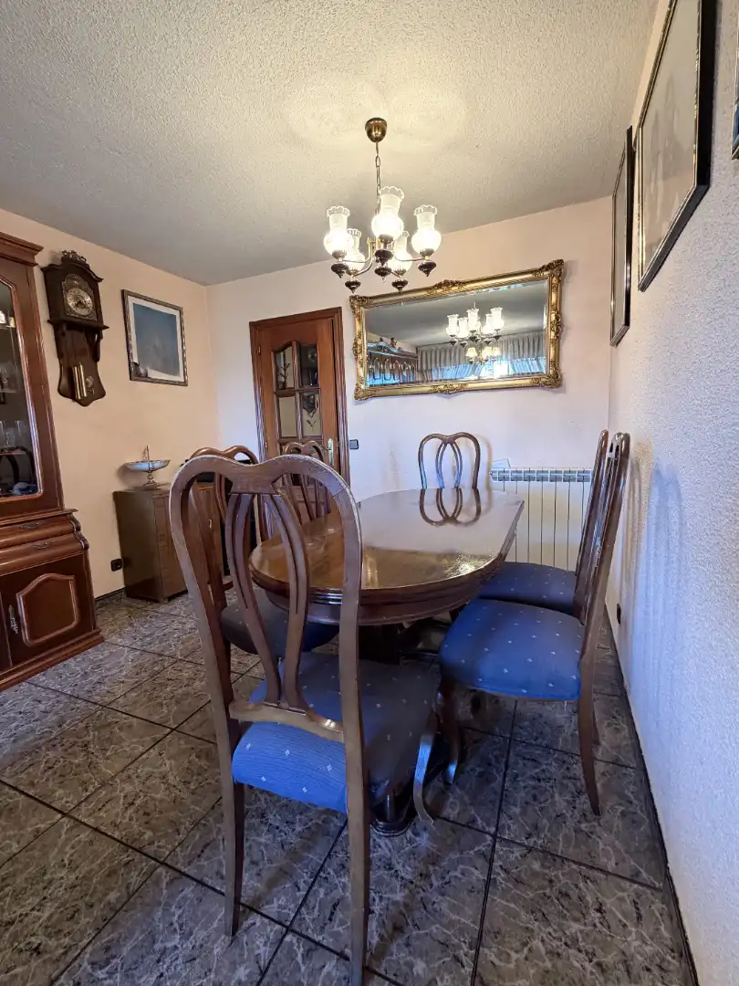Comedor de Piso en venta en Madrid con Calefacción, Terraza y Amueblado