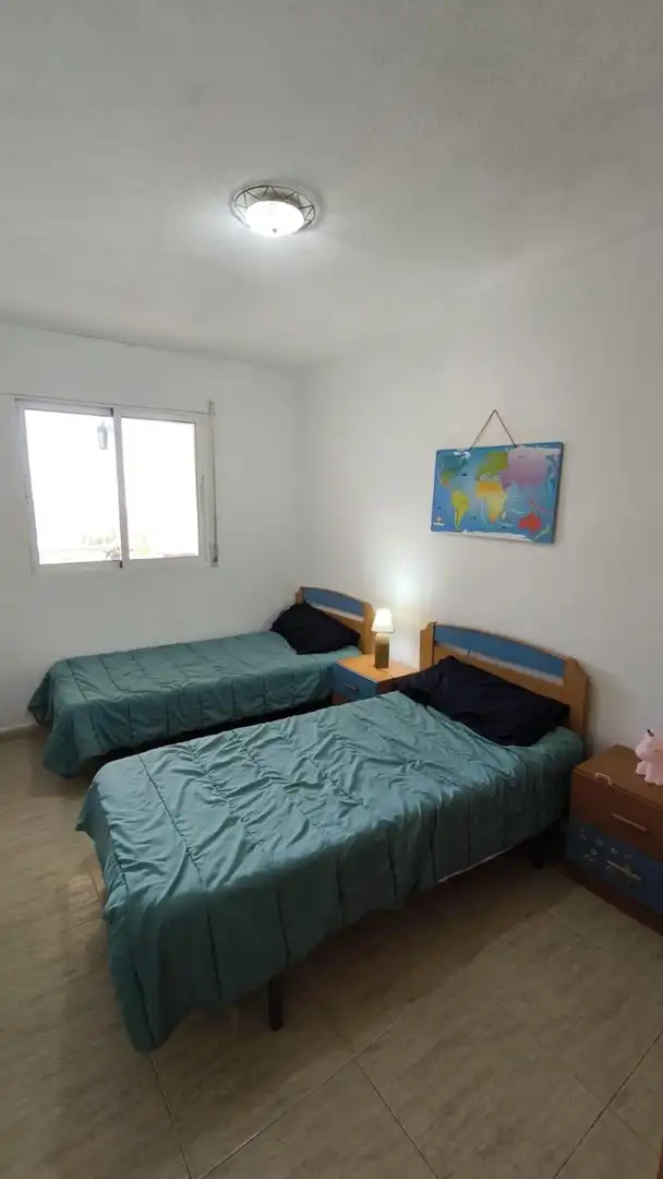 Dormitori de Apartament de lloguer en Cartagena amb Aire condicionat, Piscina i Moblat