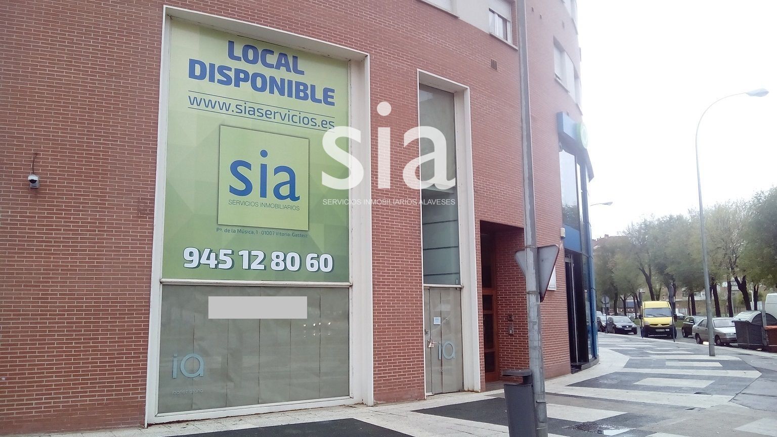 Vista exterior de Local en venda en Vitoria - Gasteiz amb Internet