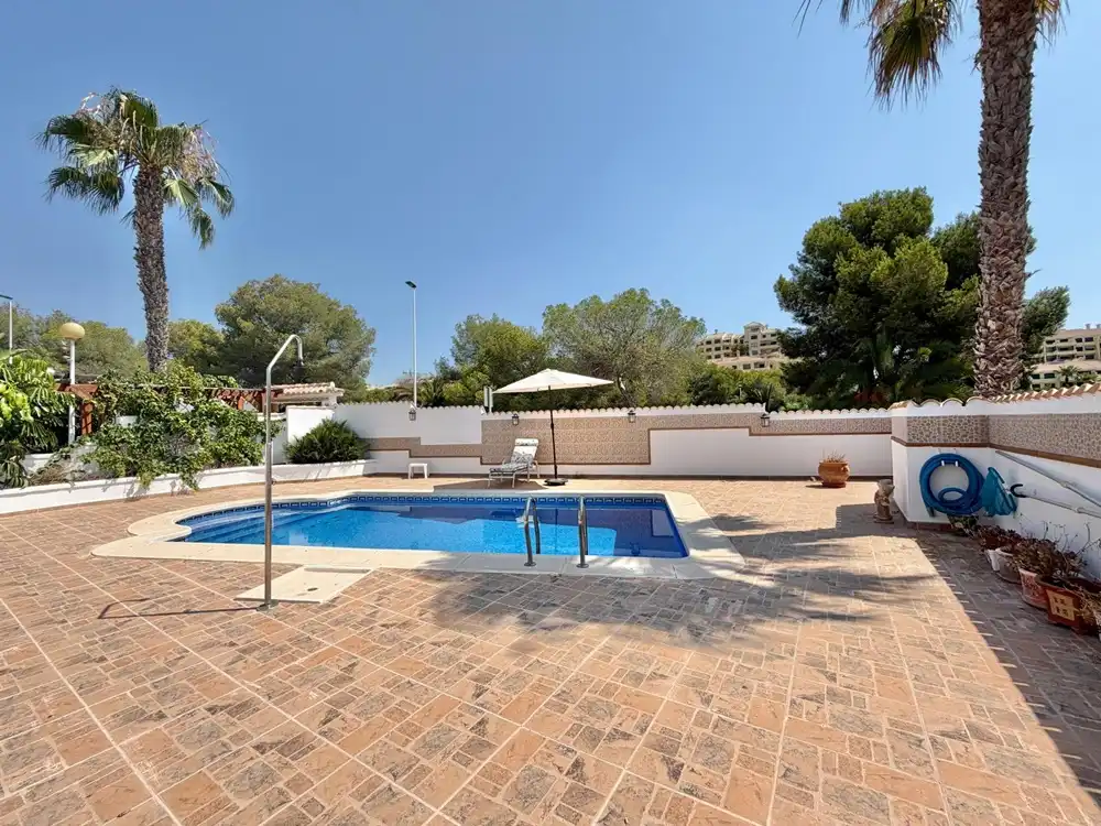 Villa zum Verkauf in Lomas de Campoamor, imagen 18