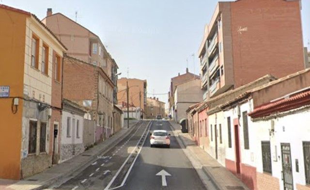 Exterior view of Single-family semi-detached for sale in  Zaragoza Capital