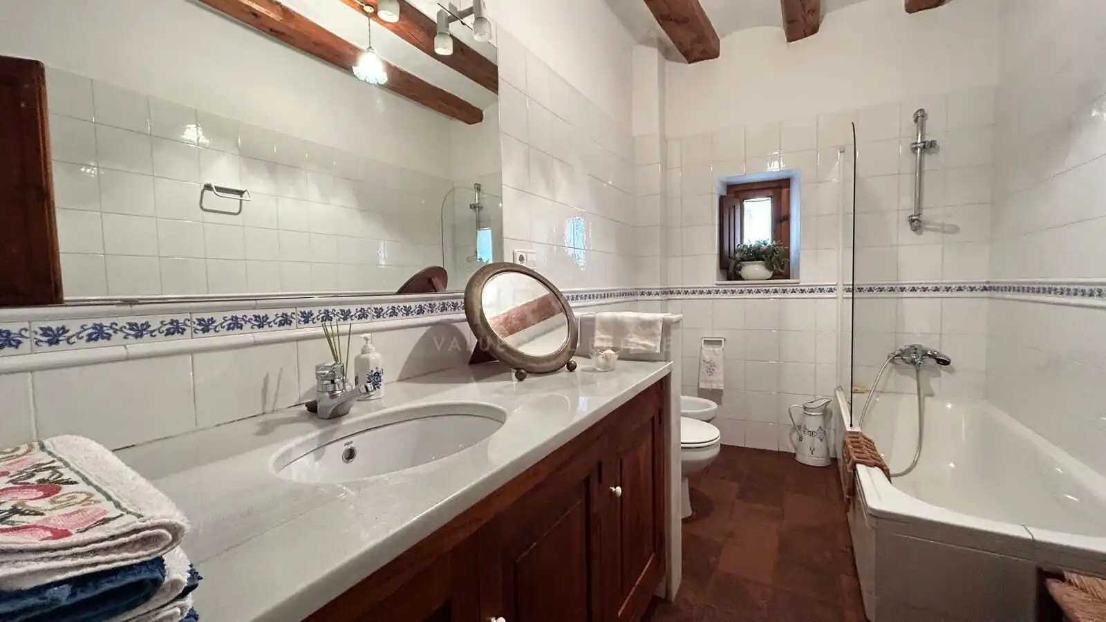 Bany de Finca rústica en venda en Mura amb Jardí privat i Piscina