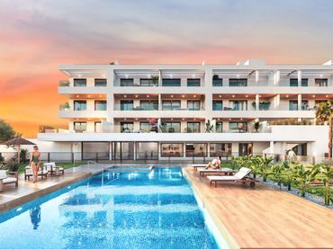 Penthouse with pool for sale in Calle Berta Von Sutter