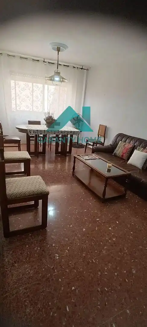 Apartament amb ascensor de lloguer a Casco Antiguo, imagen 2