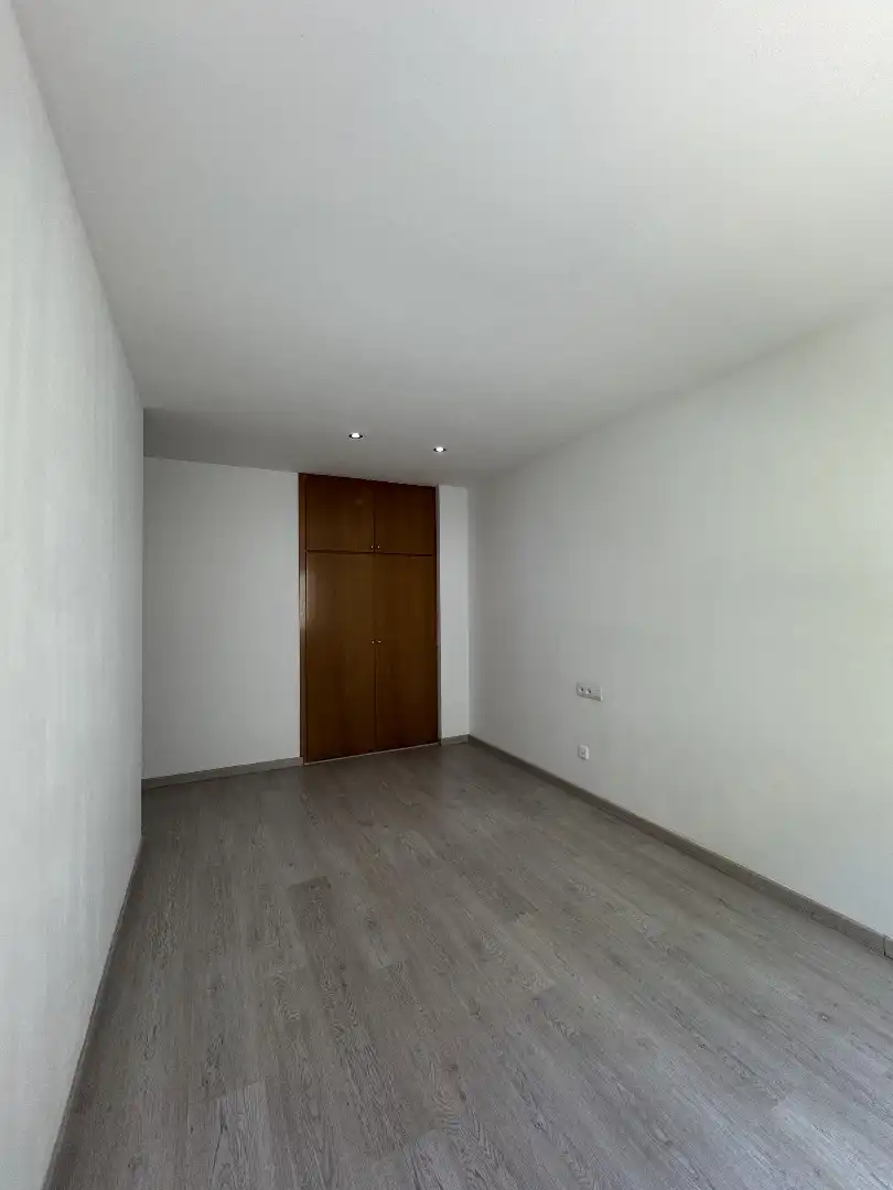 Habitación de Piso de alquiler en Sabadell con Parquet y Horno