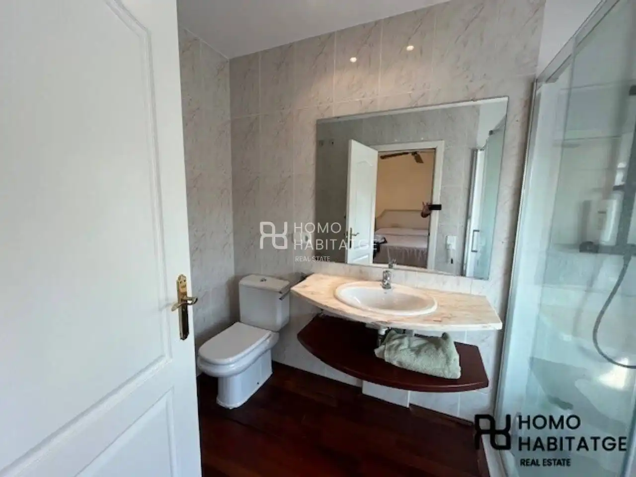 Baño de Casa o chalet en venta en Castell d'Aro, Platja d'Aro i s'Agaró con Aire acondicionado, Calefacción y Parquet