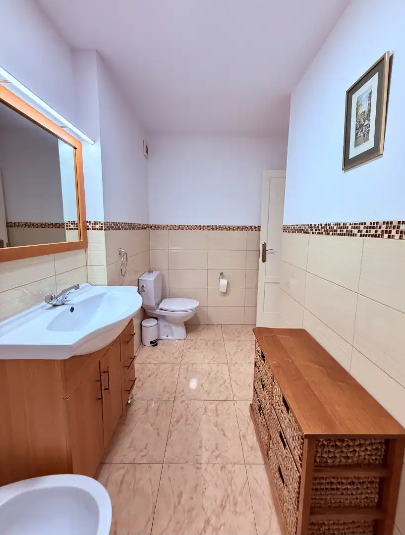 Bany de Pis de lloguer en Las Palmas de Gran Canaria amb Balcó