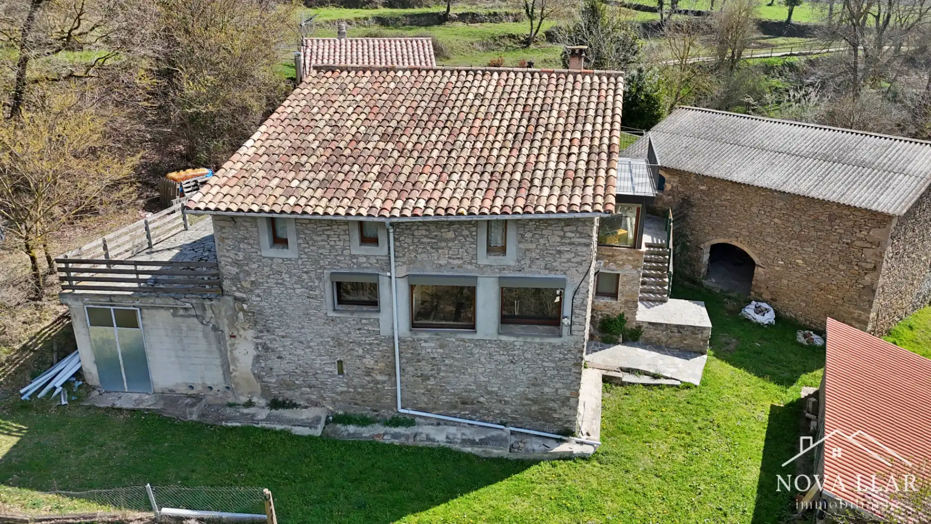Vista exterior de Finca rústica en venta en Les Llosses con Calefacción, Jardín privado y Parquet
