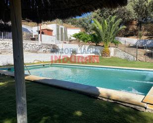 Piscina de Finca rústica en venda en Valdecañas de Tajo