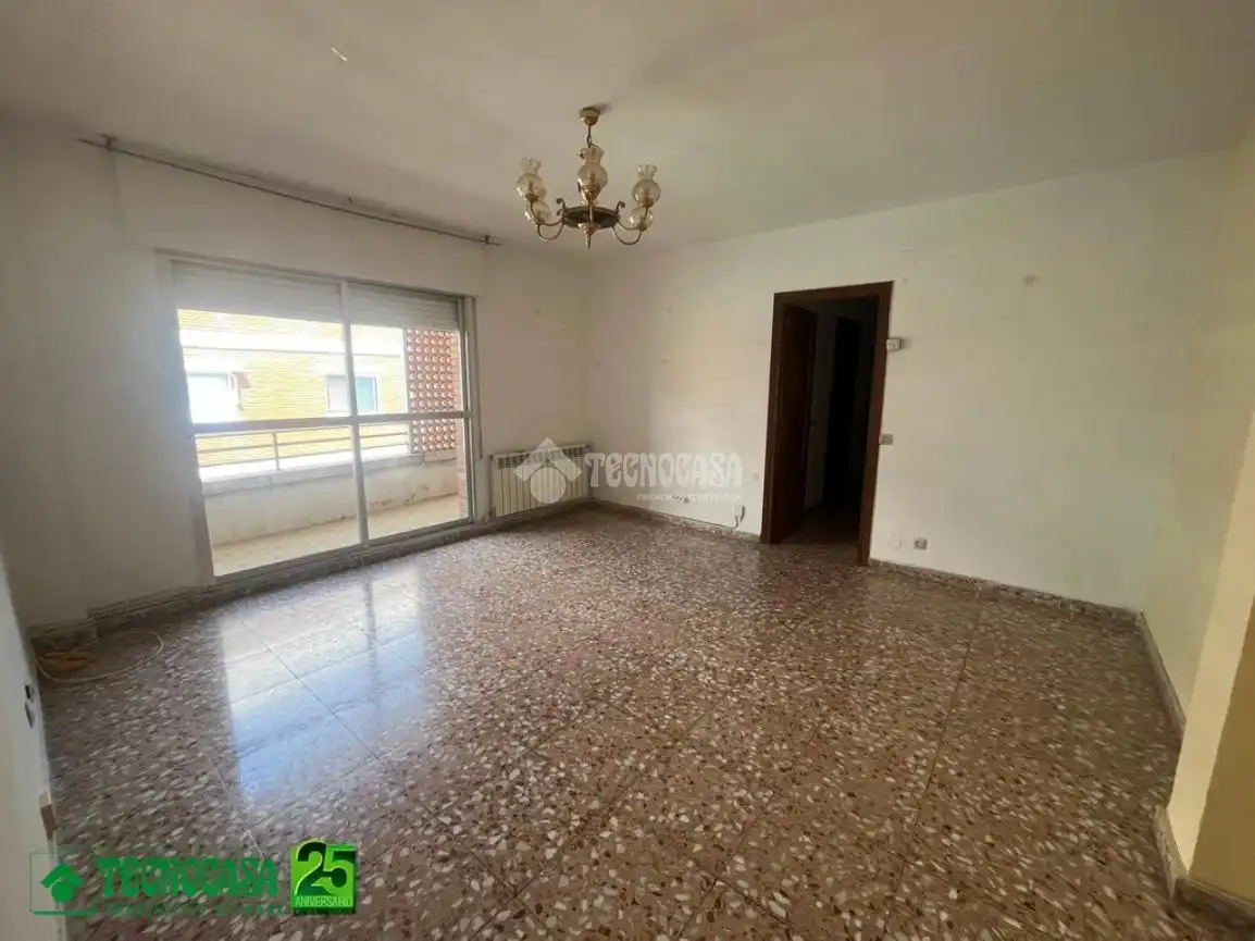Sala d'estar de Pis en venda en Ciudad Real amb Calefacció