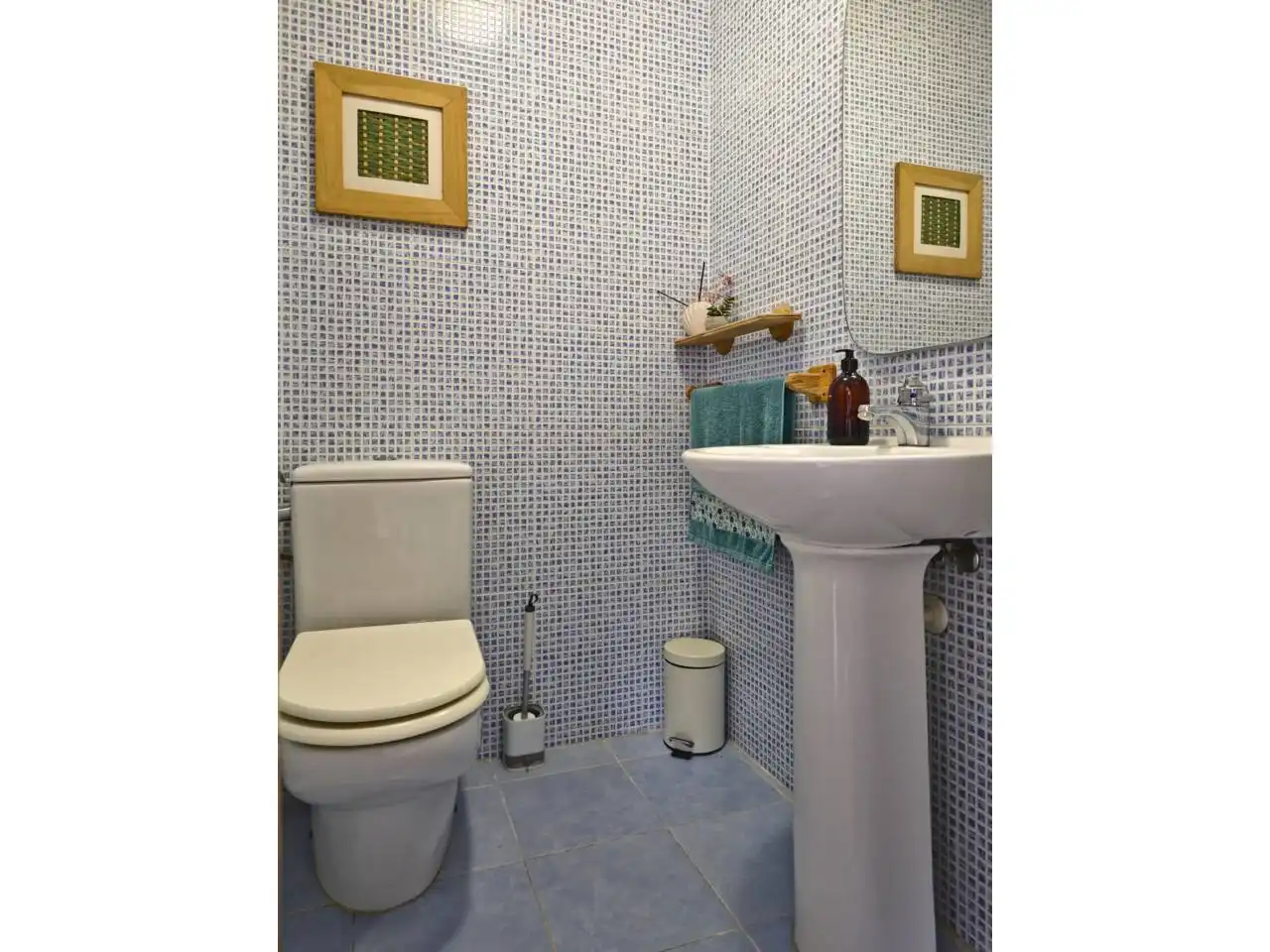 Bathroom of Detached homes for rent in Torrent  with Air Conditioner, Heating and Private garden