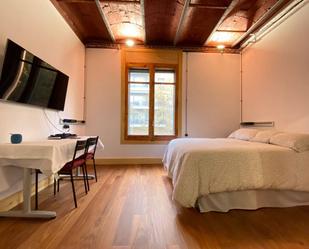 Bedroom of Study for sale in  Barcelona Capital  with Air Conditioner and Parquet flooring