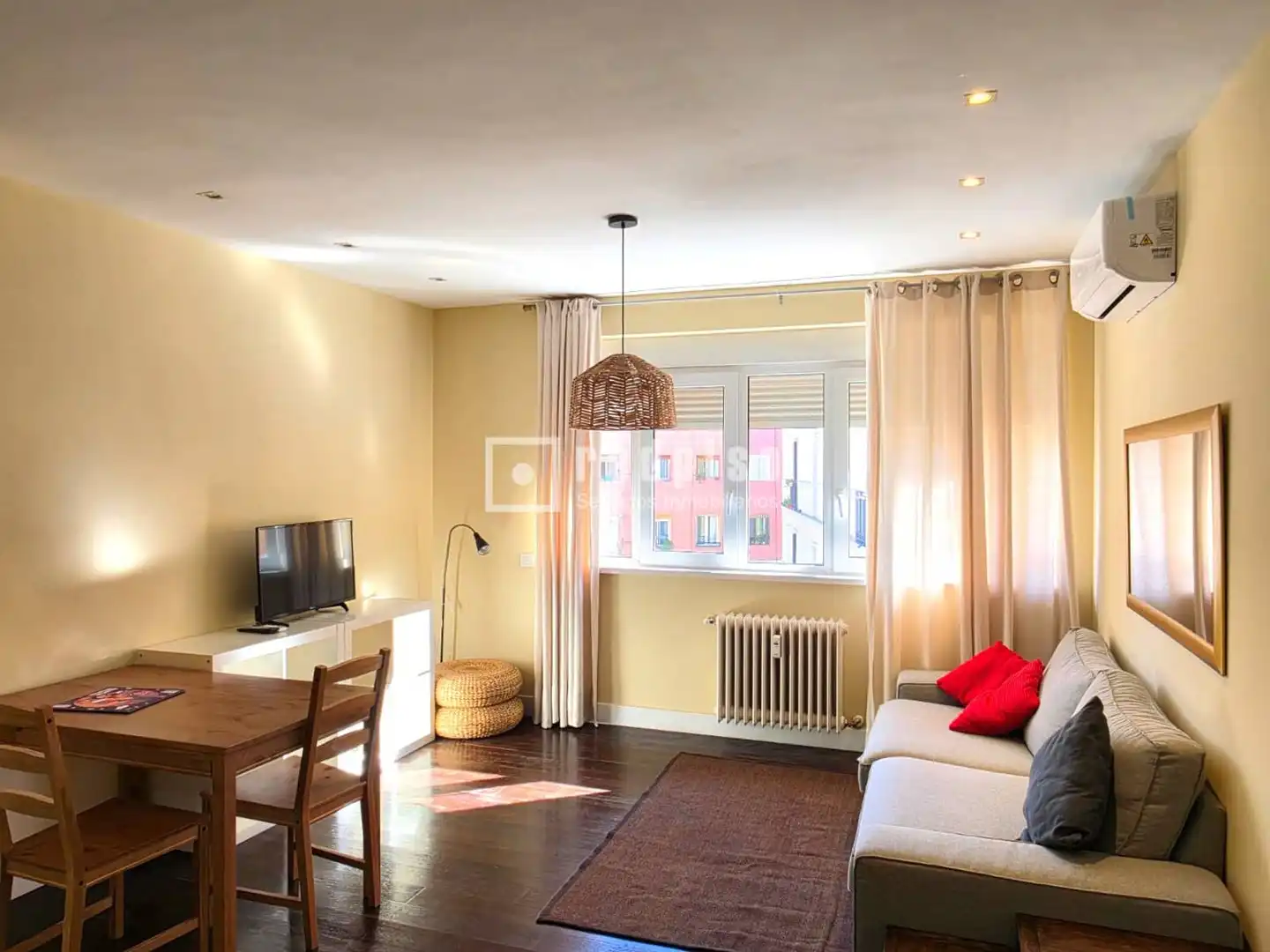 Sala de estar de Piso de alquiler en Madrid con Aire acondicionado, Calefacción y Parquet