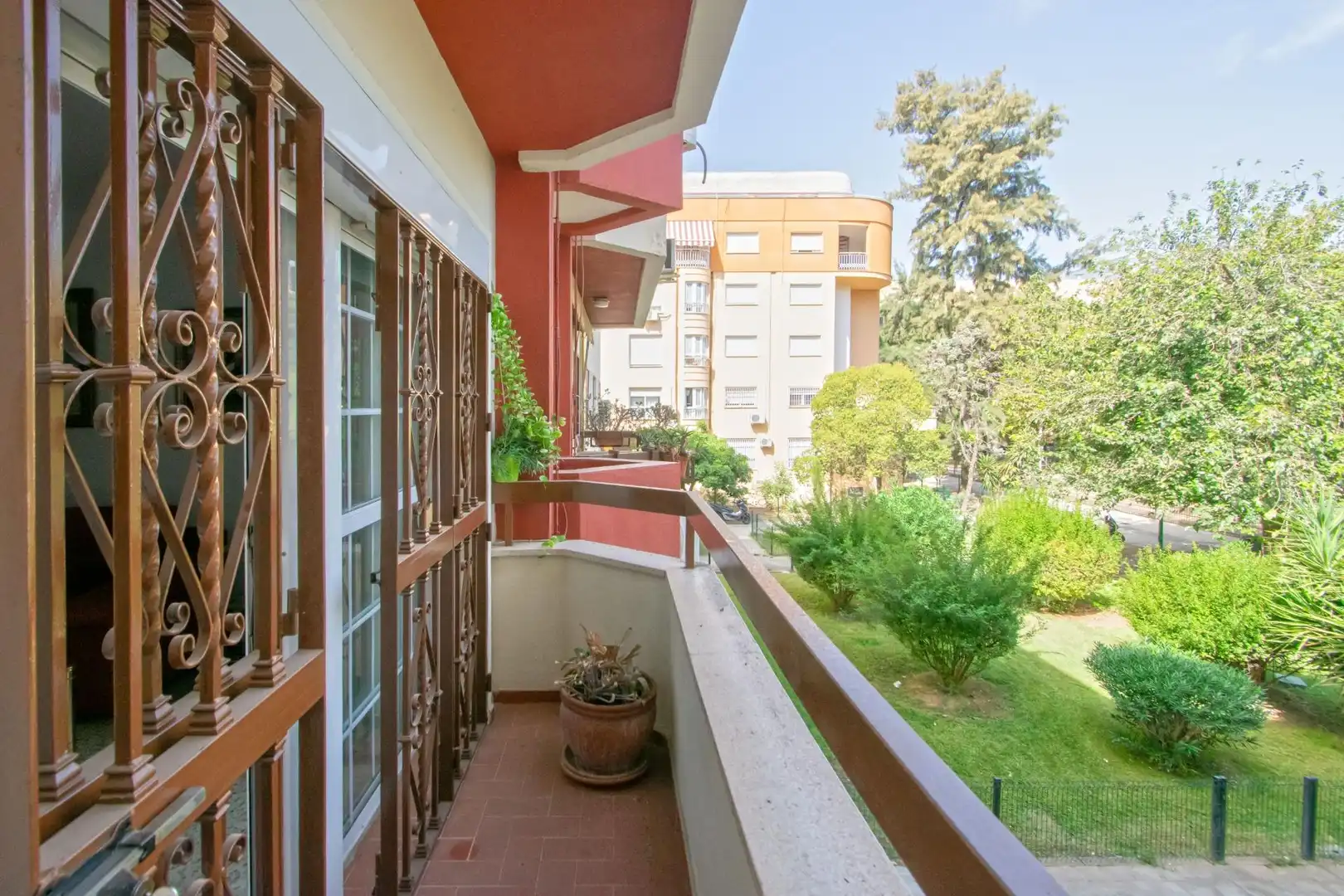 Piso con ascensor en venta en Nervión, imagen 5