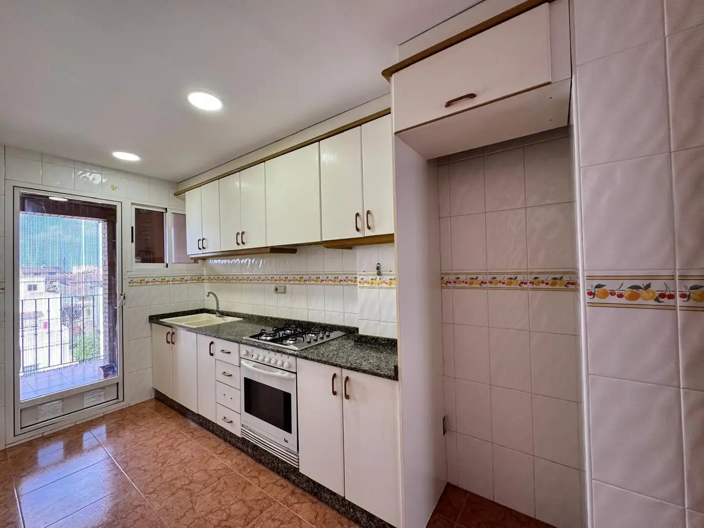 Piso con terraza en venta en Calle MESTRE SERRANO, imagen 2