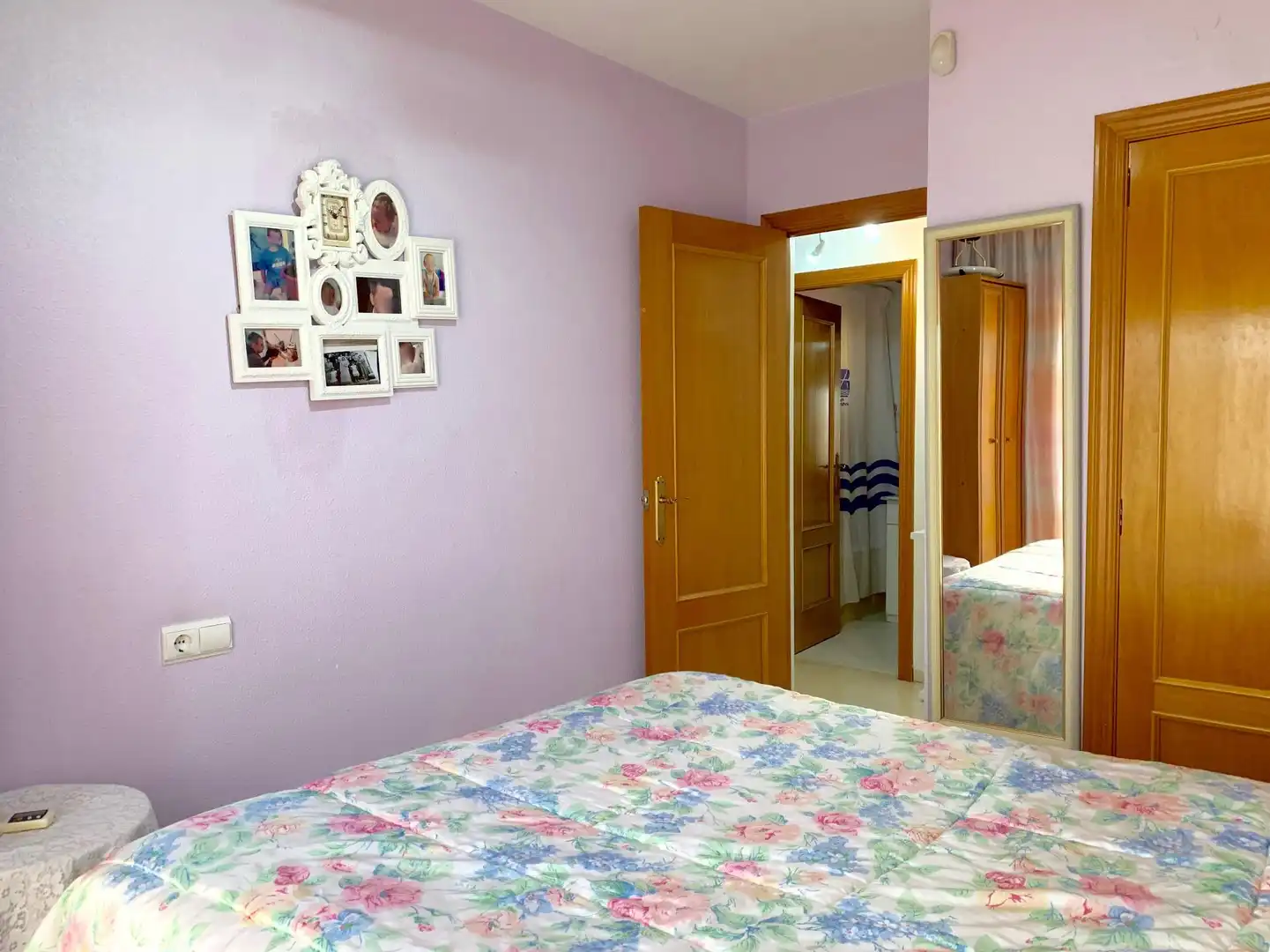 Schlafzimmer von Dachboden zum Verkauf in Benidorm mit Klimaanlage, Heizung und Terrasse