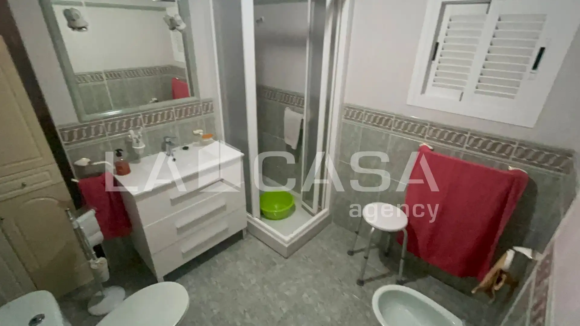 Bathroom of Flat for sale in Algeciras  with Balcony