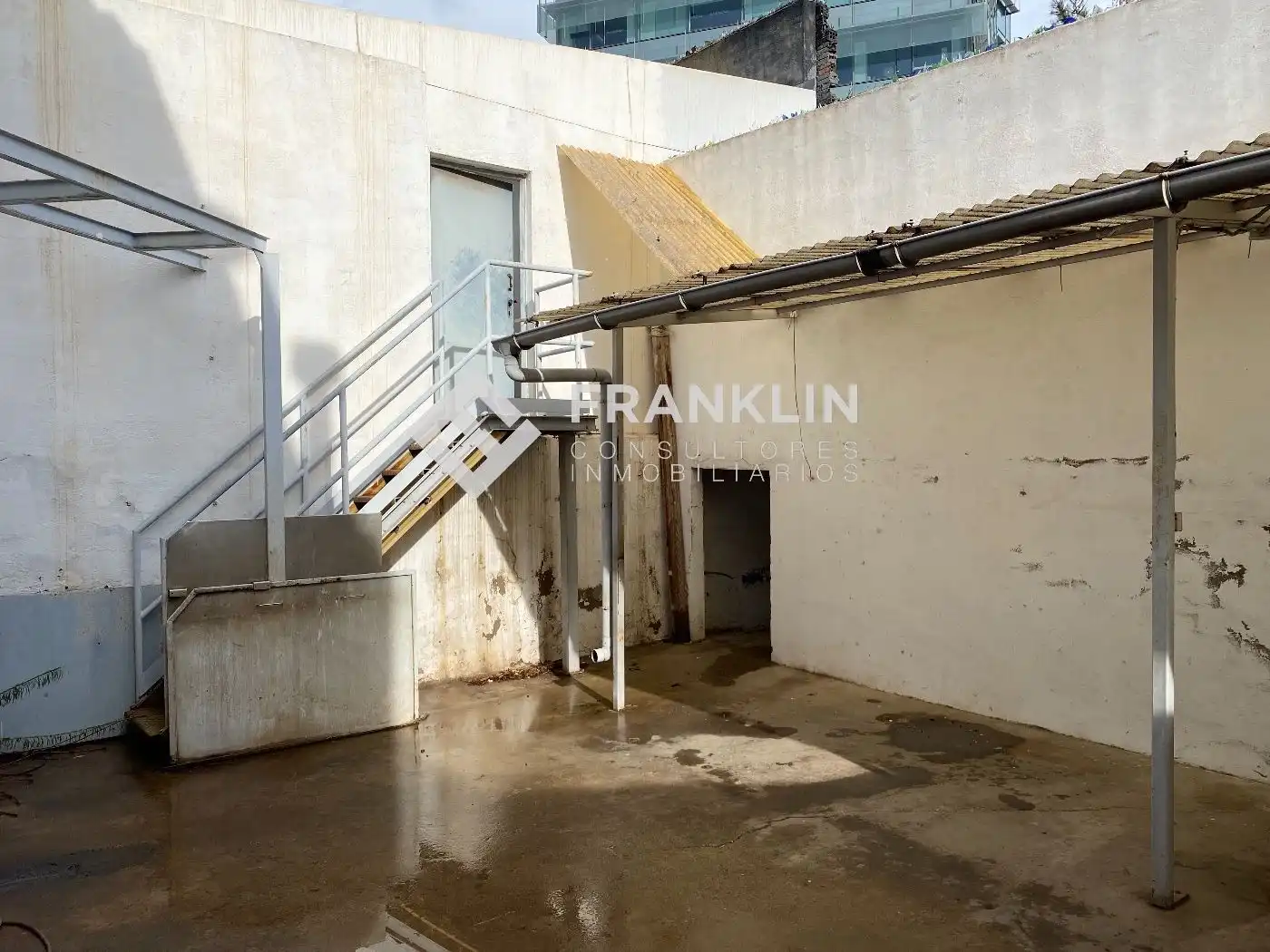 Exterior view of Industrial buildings for rent in Cornellà de Llobregat