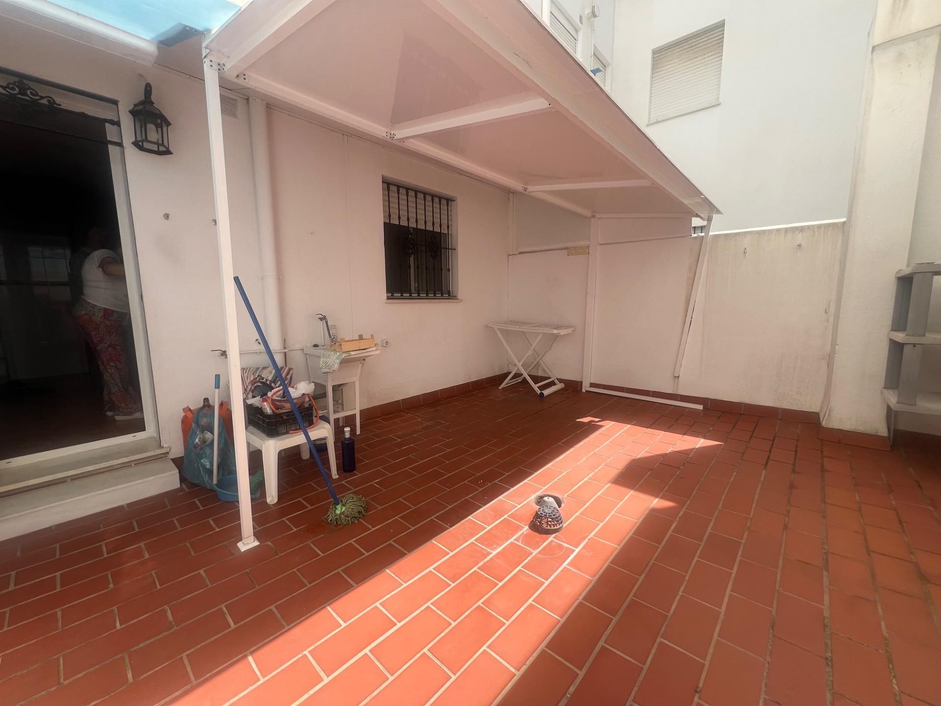 Garden of Flat for sale in Algeciras  with Air Conditioner