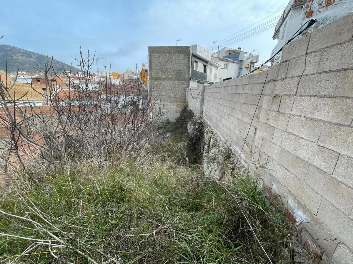 Terreni e lotti in vendita a JUANA I 14, imagen 3