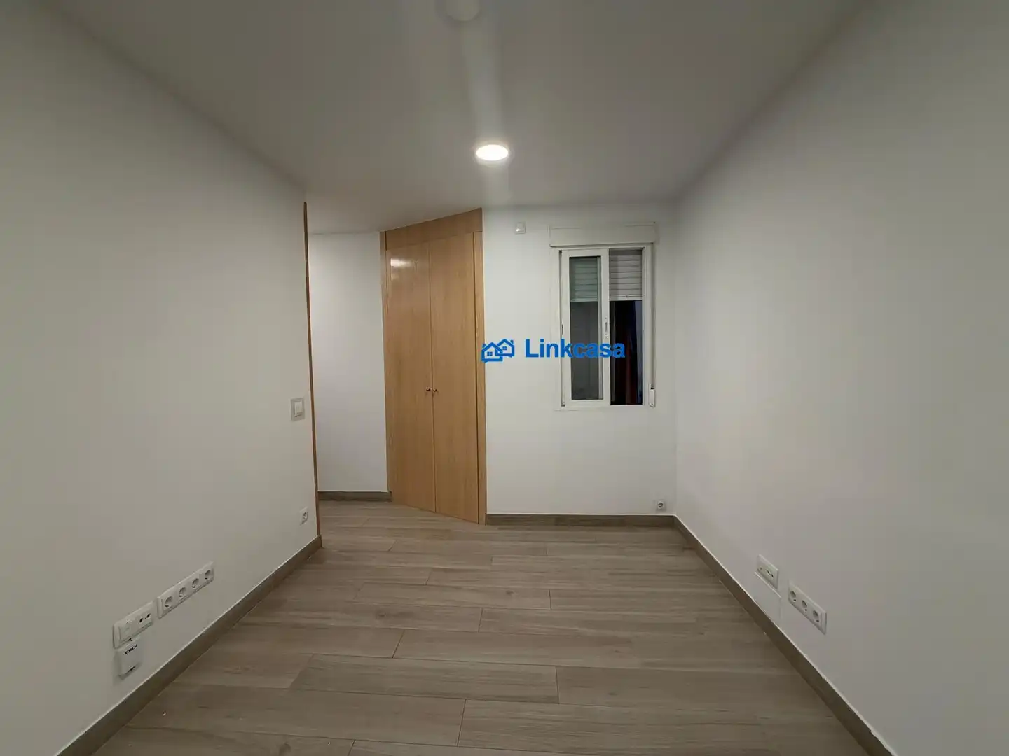 Flat for sale in Madrid  with Air Conditioner and Heating