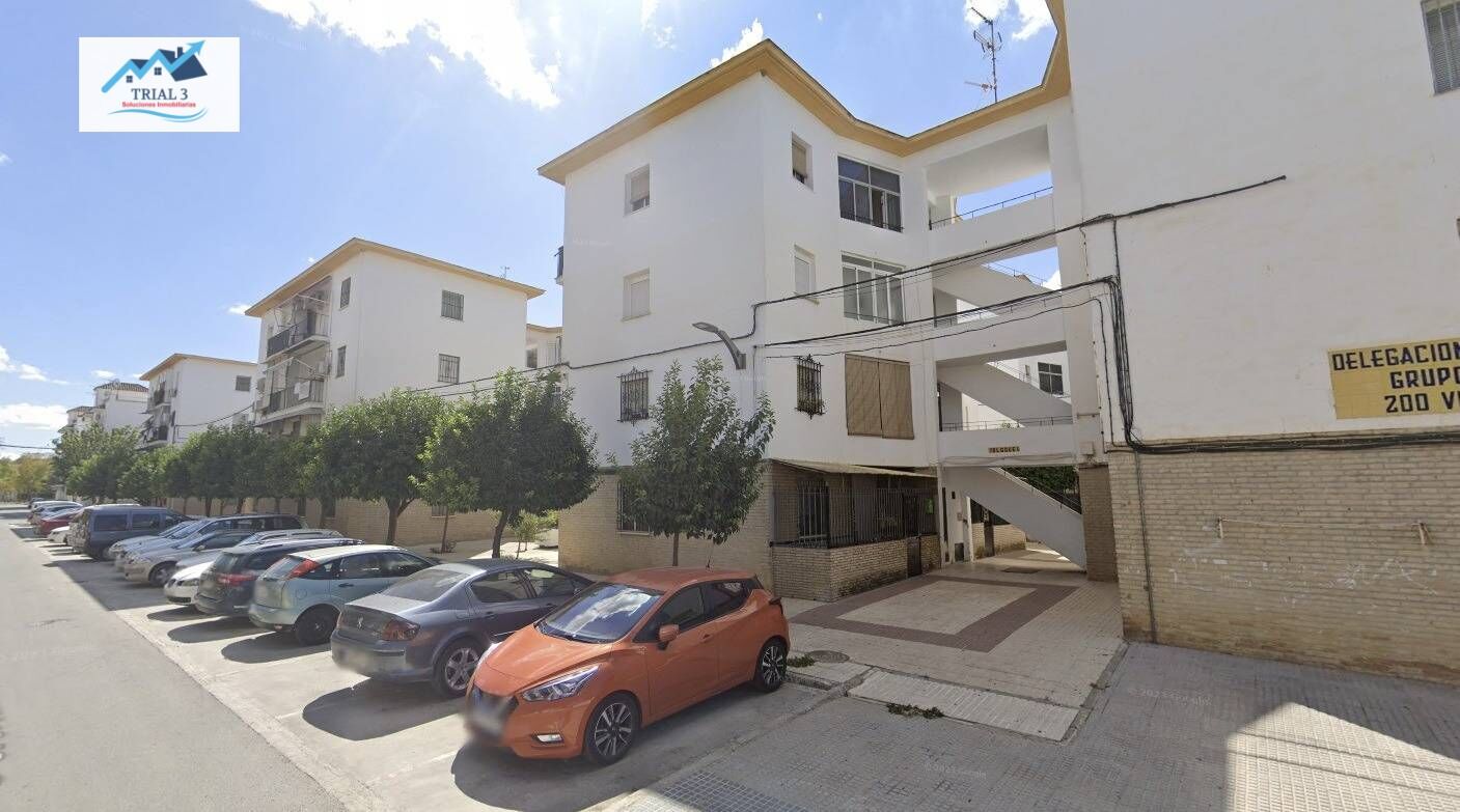 Vista exterior de Pis en venda en Écija amb Balcó