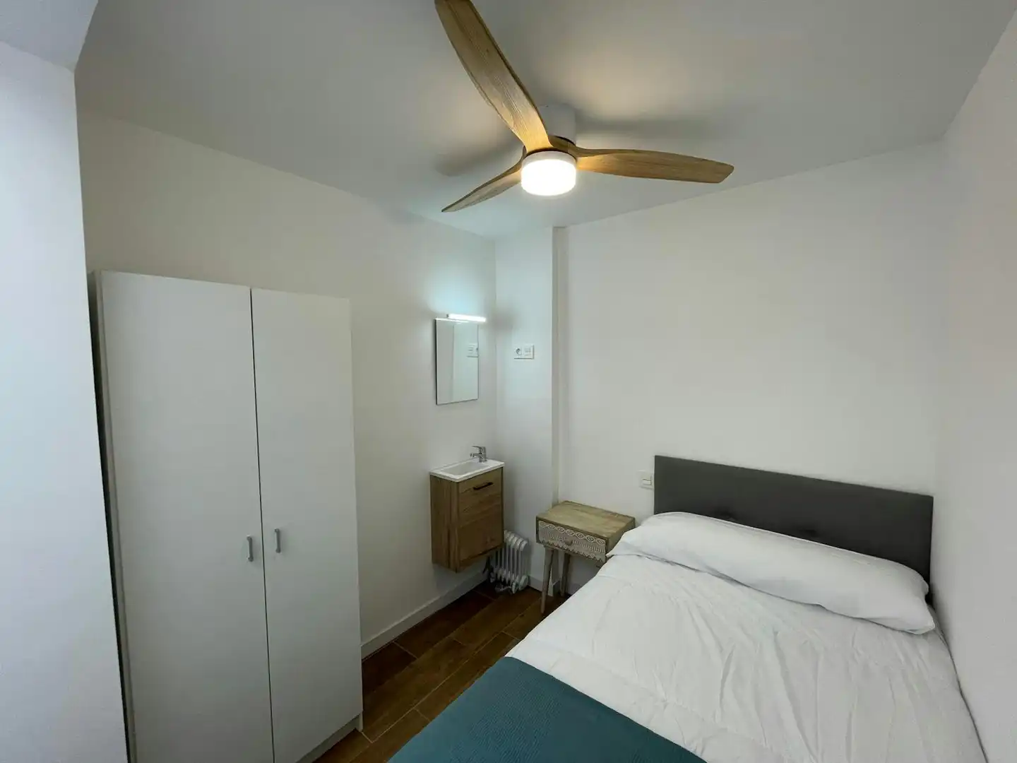 Bedroom of Flat for rent in Alcorcón  with Heating, Furnished and Washing machine
