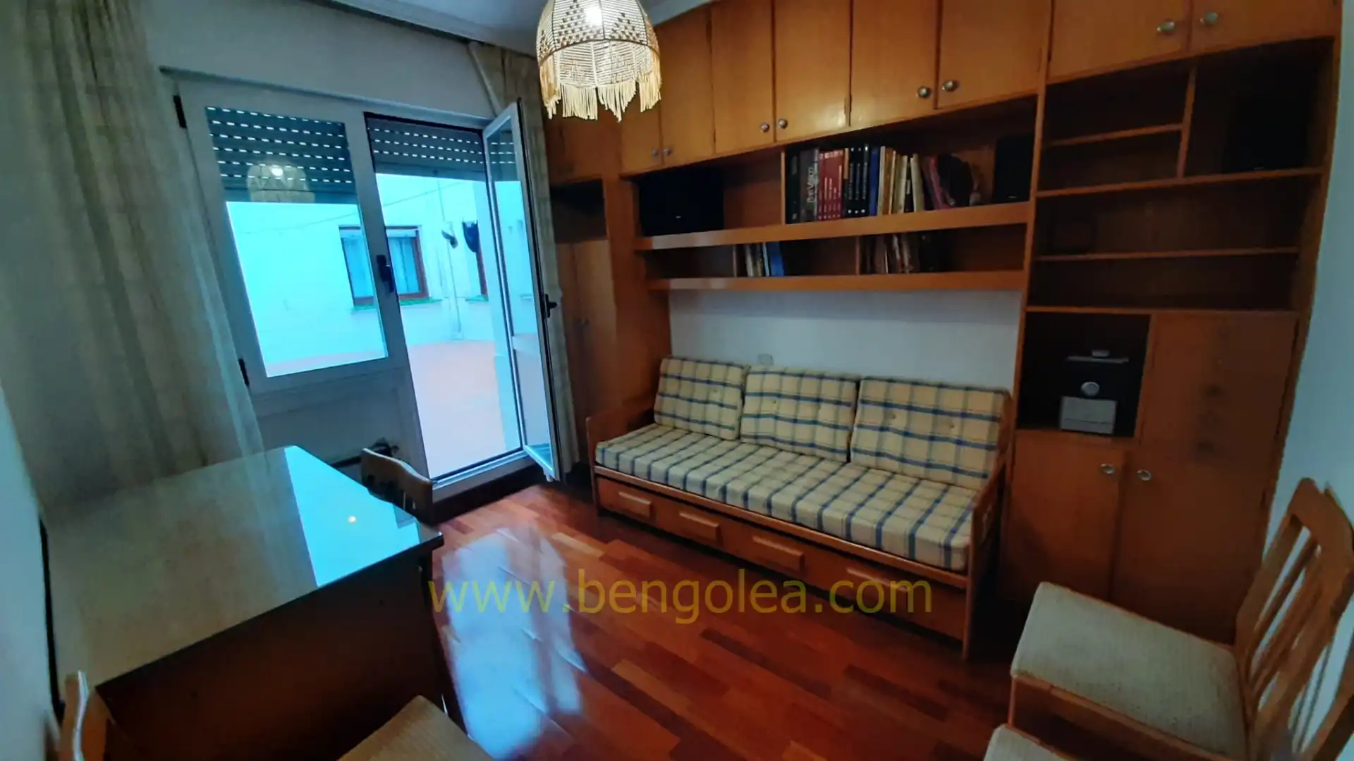 Habitación de Piso en venta en Barakaldo  con Terraza, Trastero y Amueblado