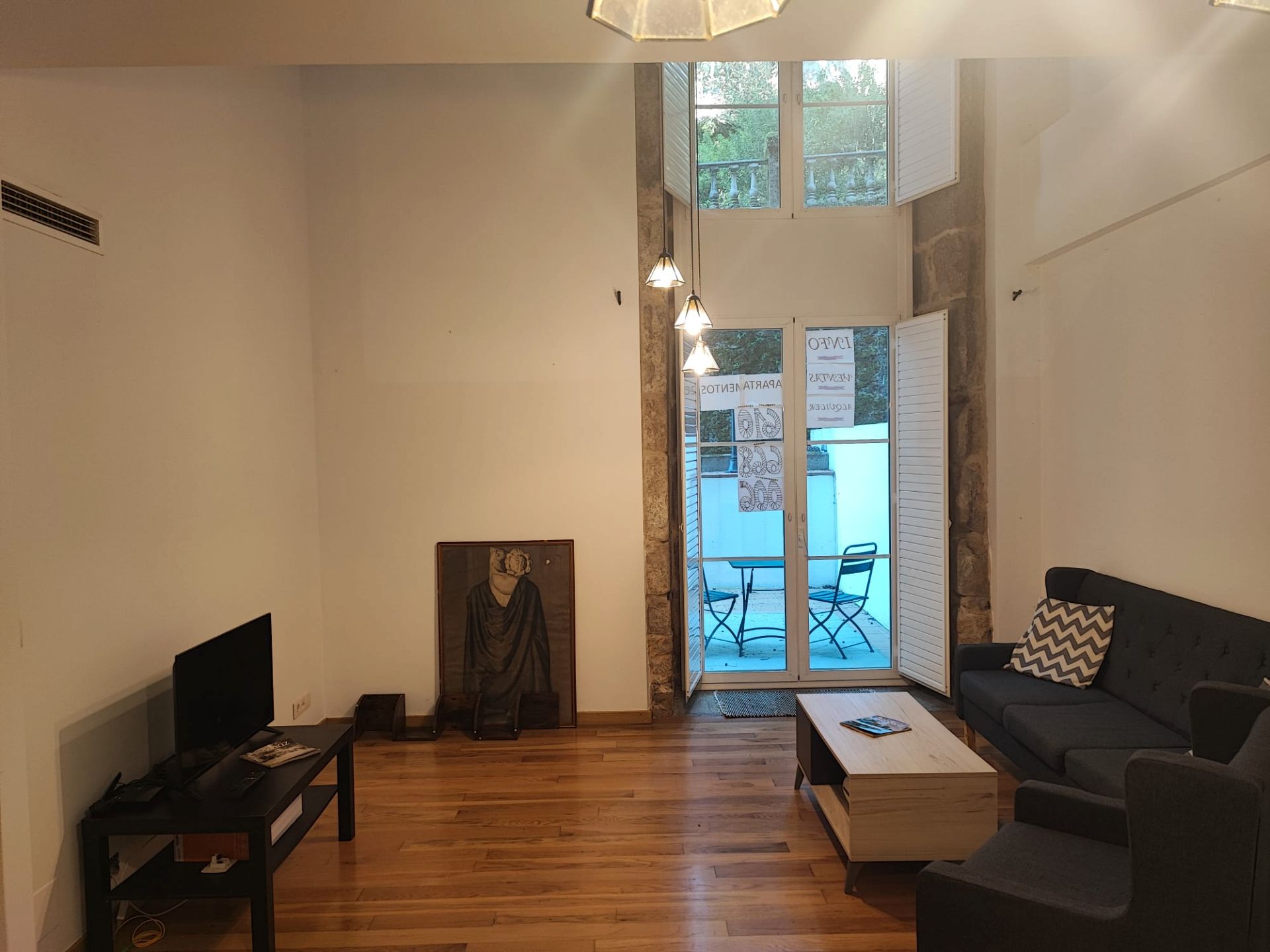 Sala de estar de Dúplex en venta en Mondariz-Balneario con Calefacción, Parquet y Terraza