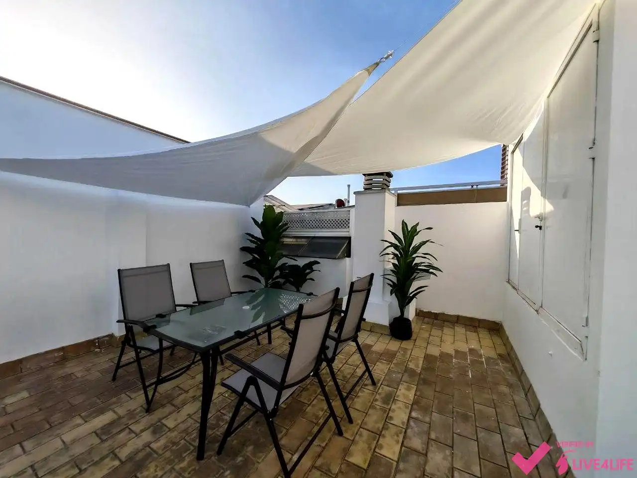 Terrasse von Maisonette zur Miete in Sevilla mit Klimaanlage, Terrasse und Möbliert