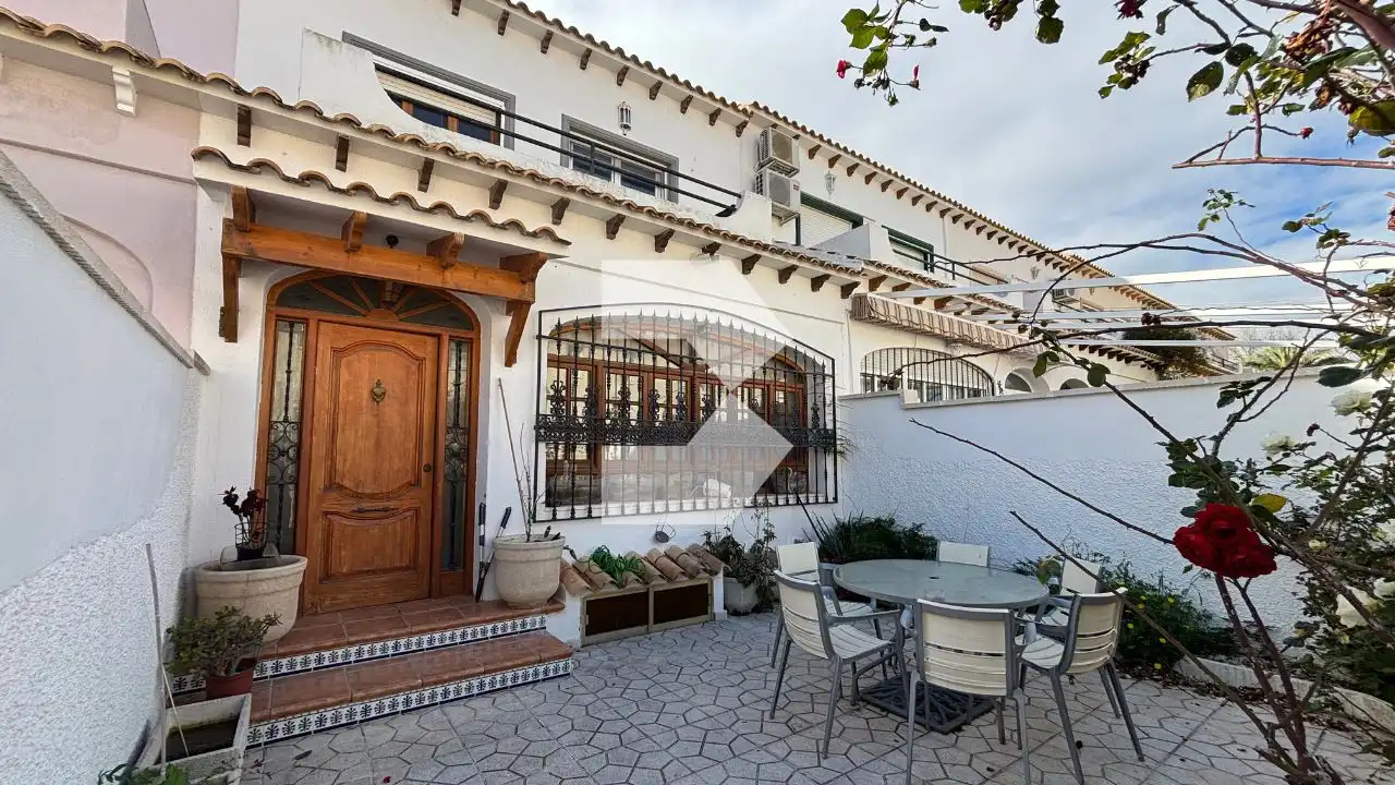 Exterior view of Detached homes for sale in El Campello  with Air Conditioner, Terrace and Furnished