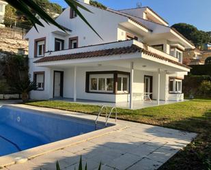 Swimming pool of House or chalet to rent in Cabrils  with Air Conditioner, Heating and Private garden