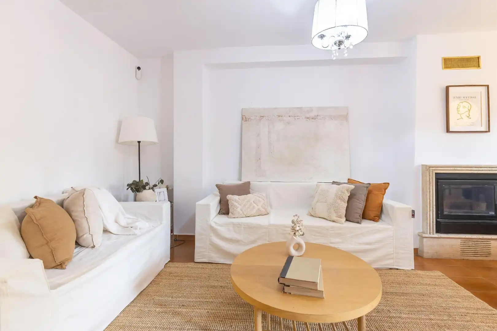 Sala de estar de Casa adosada en venta en Paterna con Calefacción, Jardín privado y Terraza