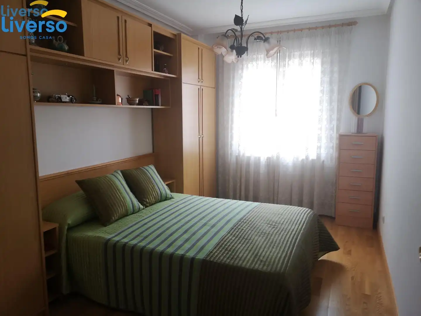 Schlafzimmer von Einfamilien-Reihenhaus zum Verkauf in Pradoluengo mit Heizung, Privatgarten und Parkett
