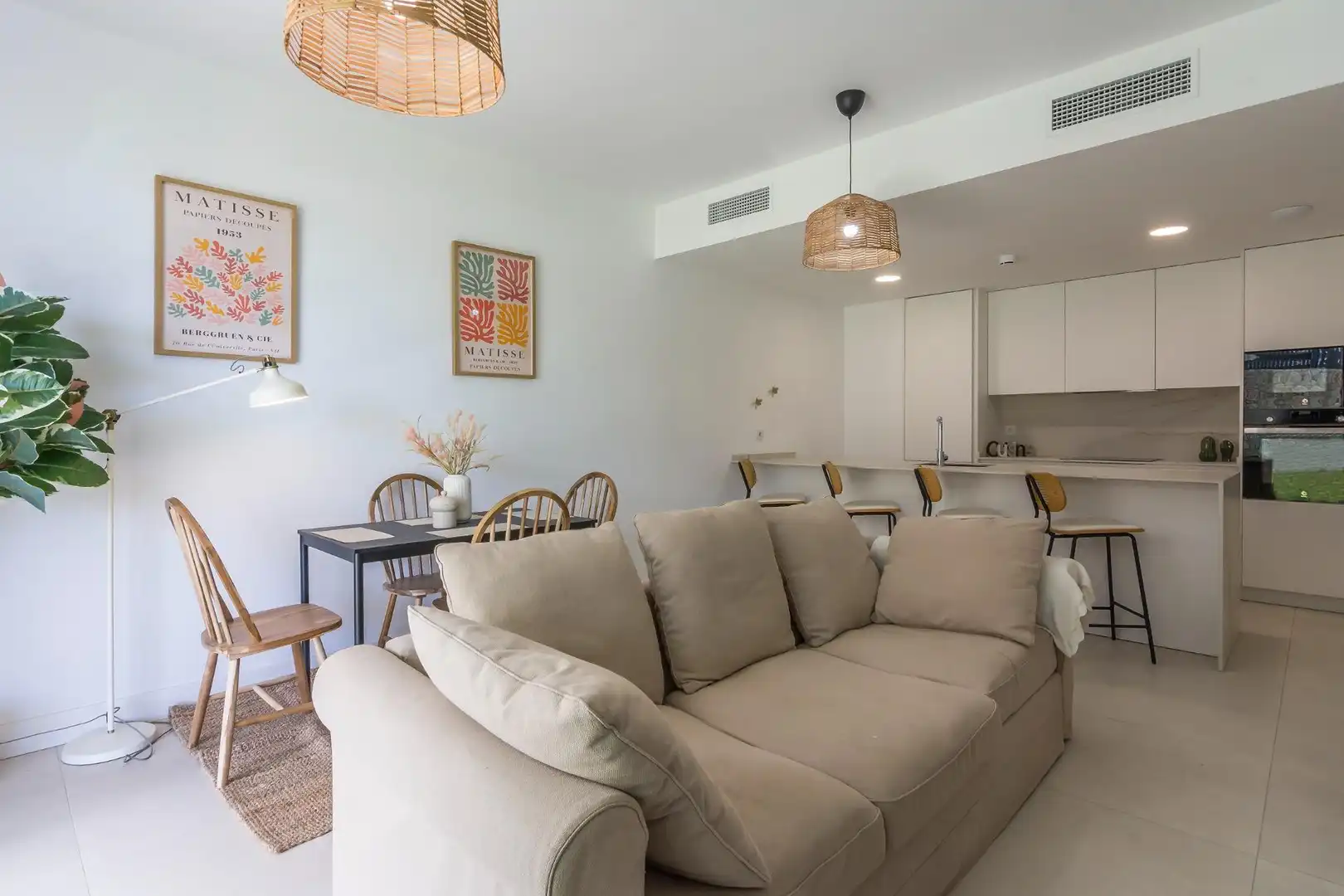 Living room of Flat for sale in Fuengirola  with Air Conditioner, Heating and Private garden