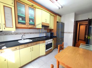 Appartamento con balcone in affitto a Calle Cienfuegos