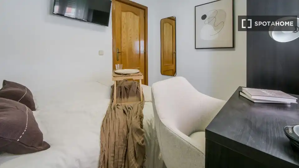 Room in San Isidro