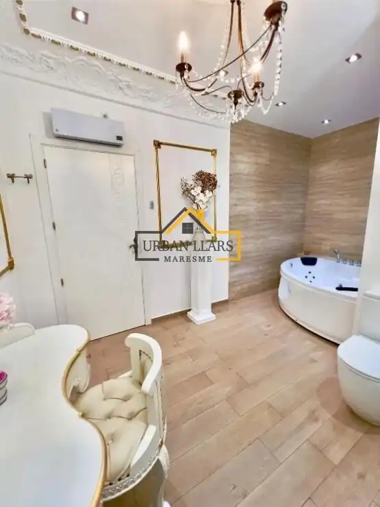 Dormitori de Dúplex en venda en Barcelona amb Aire condicionat, Calefacció i Parquet