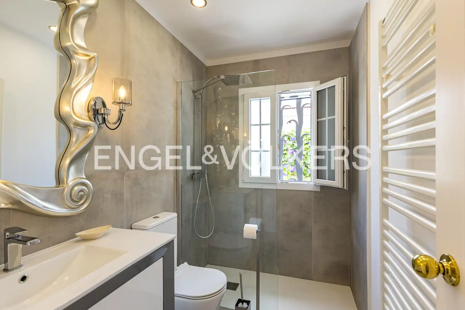 Baño de Casa o chalet en venta en Sant Pere de Ribes con Aire acondicionado, Calefacción y Jardín privado
