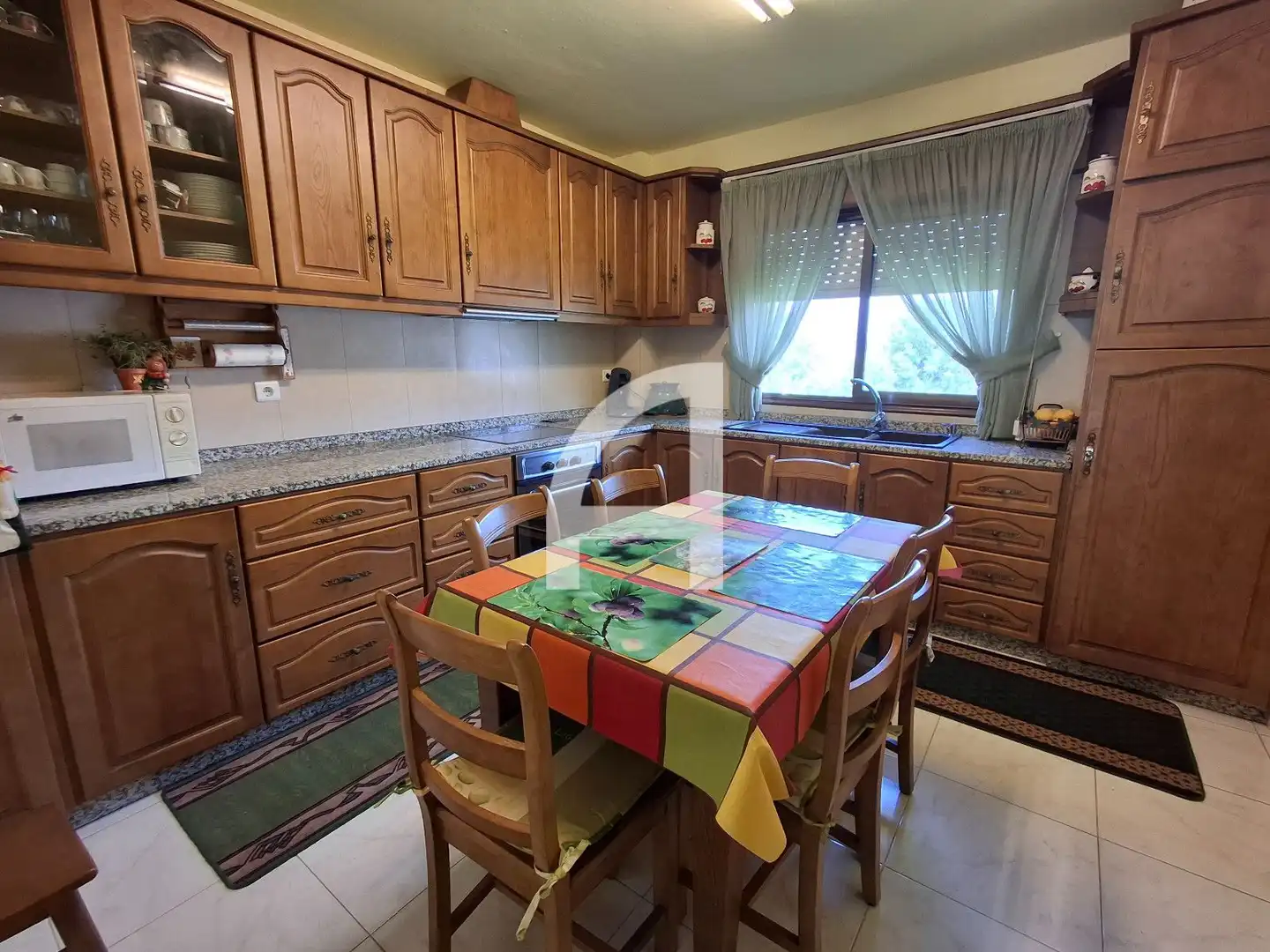 Kitchen of Houses for sale in Vigo   with Private garden, Storage room and Alarm