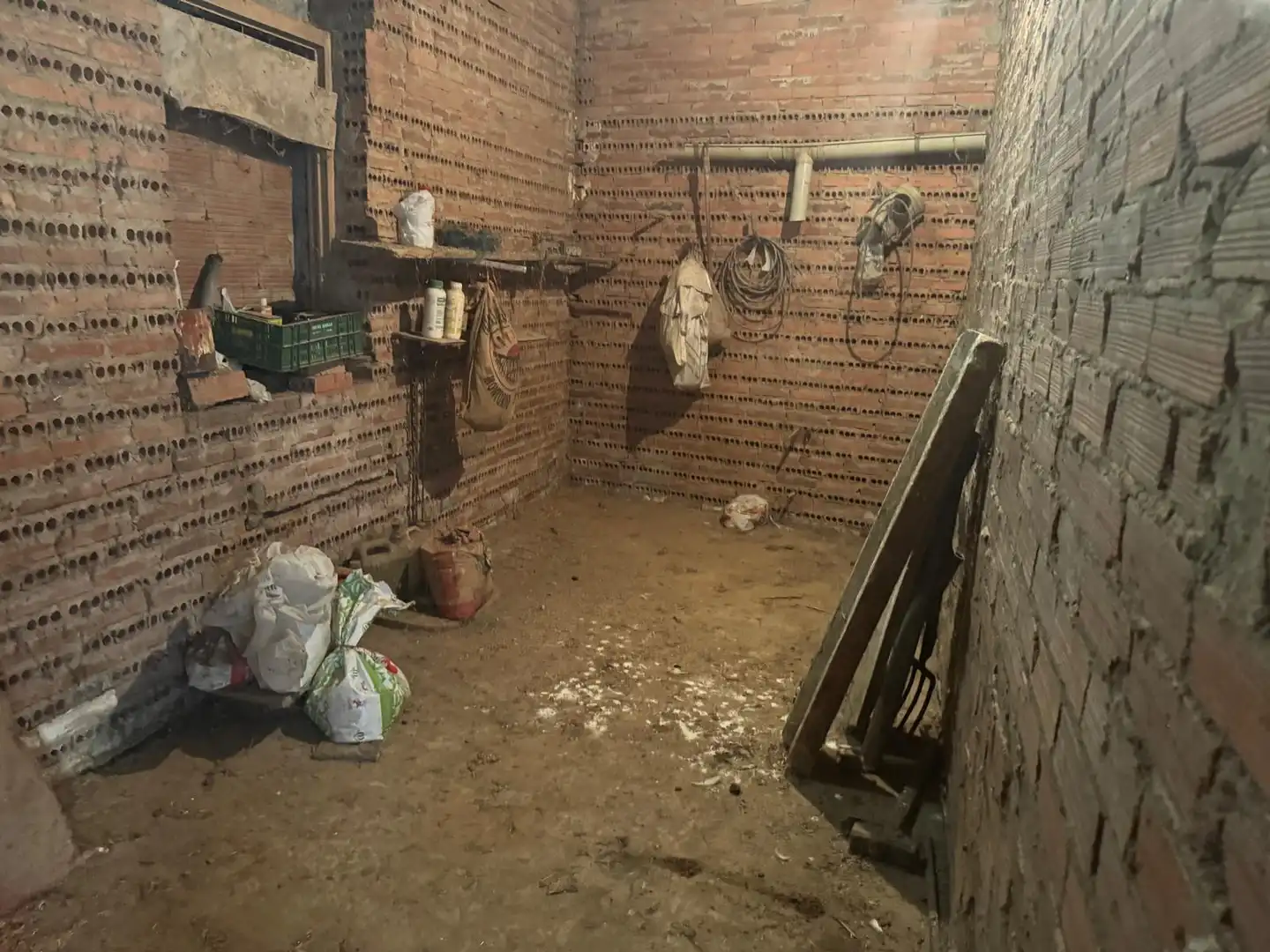 Casa o xalet en venda en Urdiales del Páramo amb Calefacció, Traster i Internet