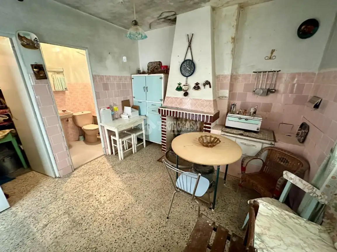 Semi-detached house for sale in Pozo de Guadalajara, imagen 5