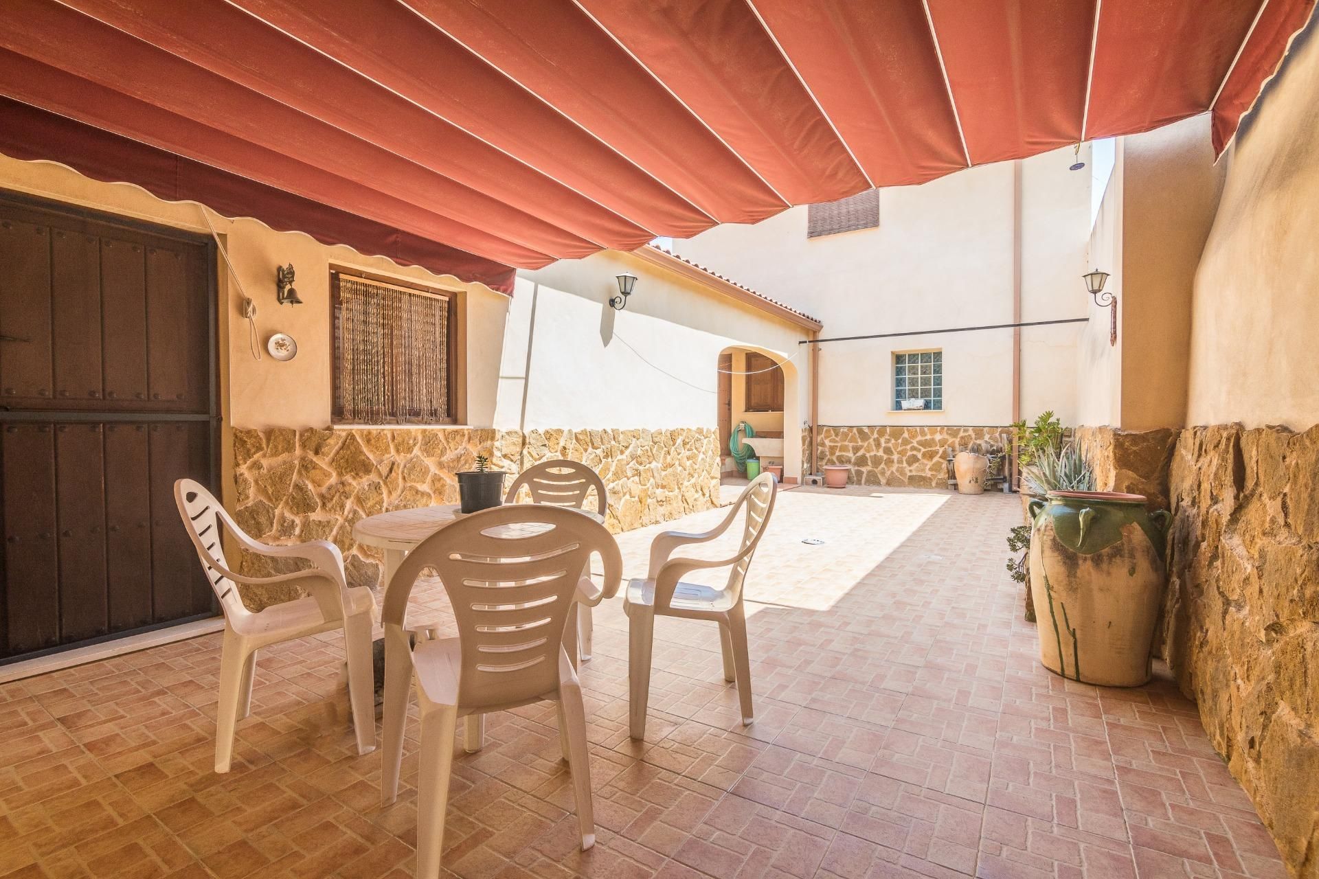 Terrace of House or chalet for sale in Algueña  with Air Conditioner, Heating and Terrace