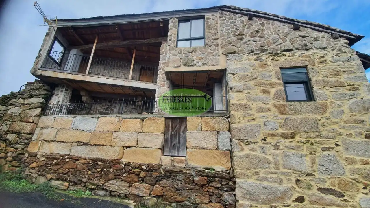 Casa con terrazza in vendita a Cartelle